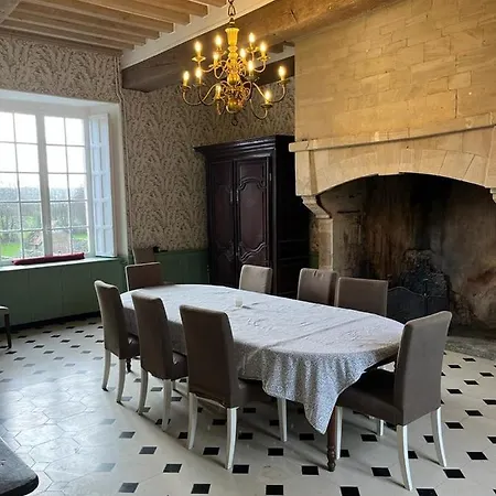 וילה La Grande Rocque Airel