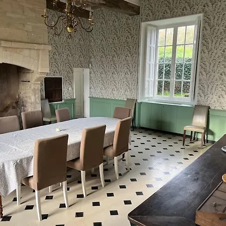 וילה La Grande Rocque Airel