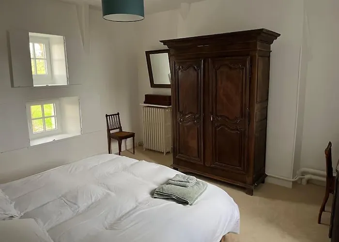 La Grande Rocque Airel